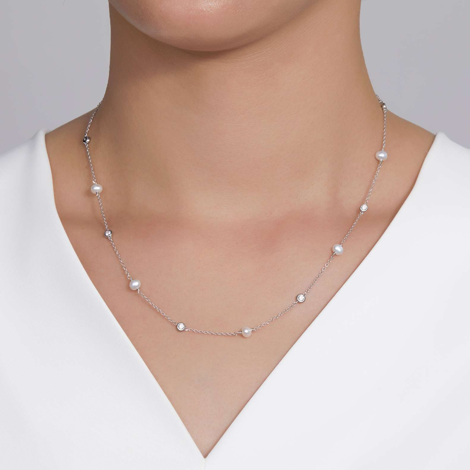 0.43 Cultured Freshwater Pearl Necklace