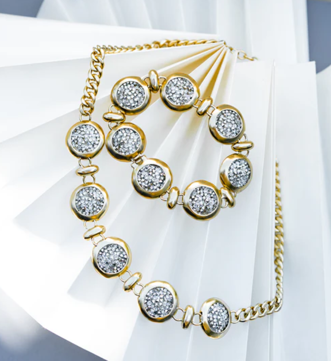 Kristal Multi Dome Cascade Necklace 15in + 2in ext.