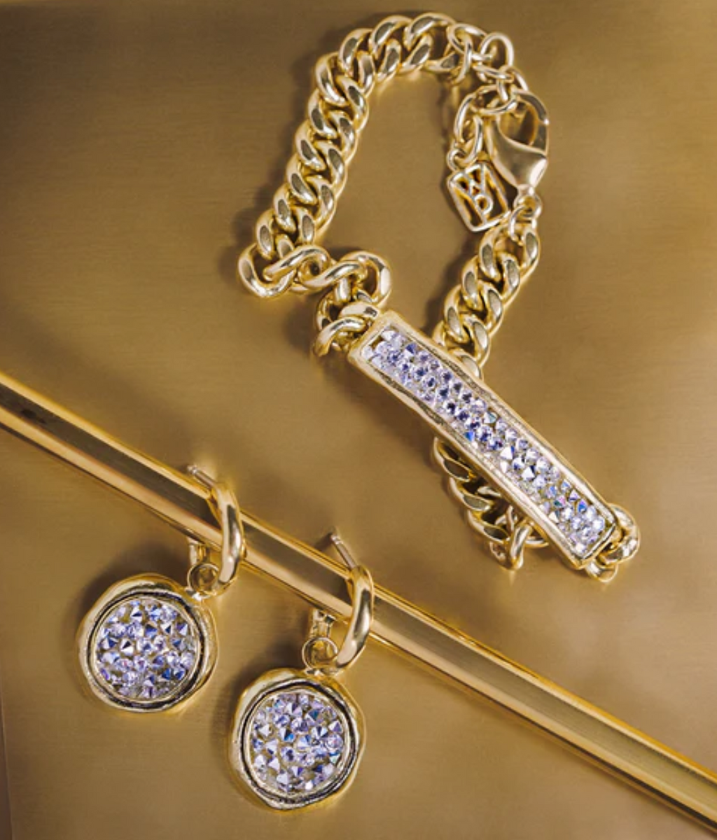 Kristal Huggie Drop Earring