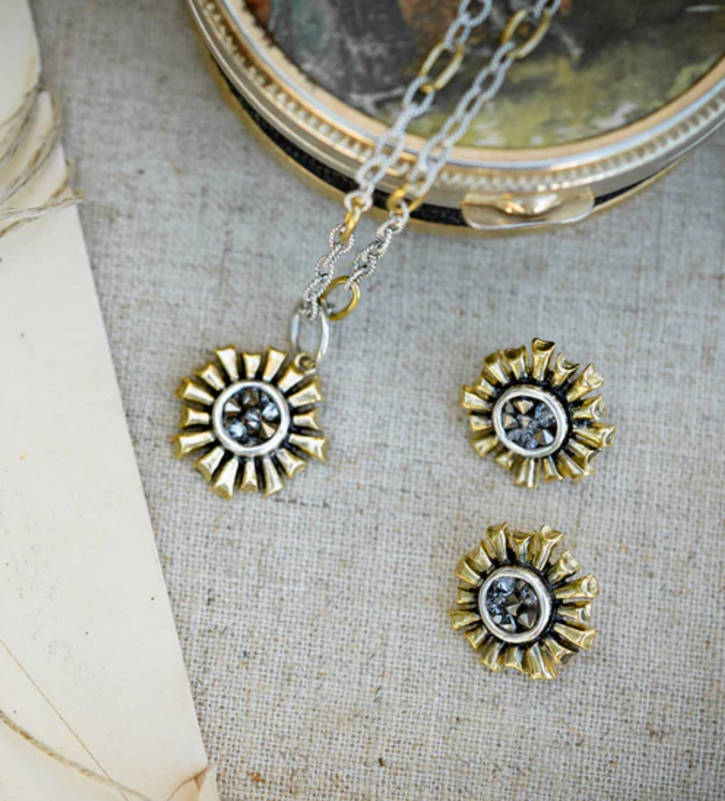 Be The Light Post Earrings .76in