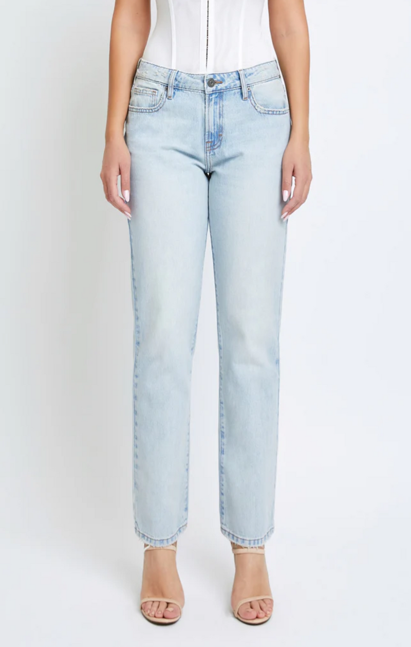Light Wash Clean Classic Relaxed Straight