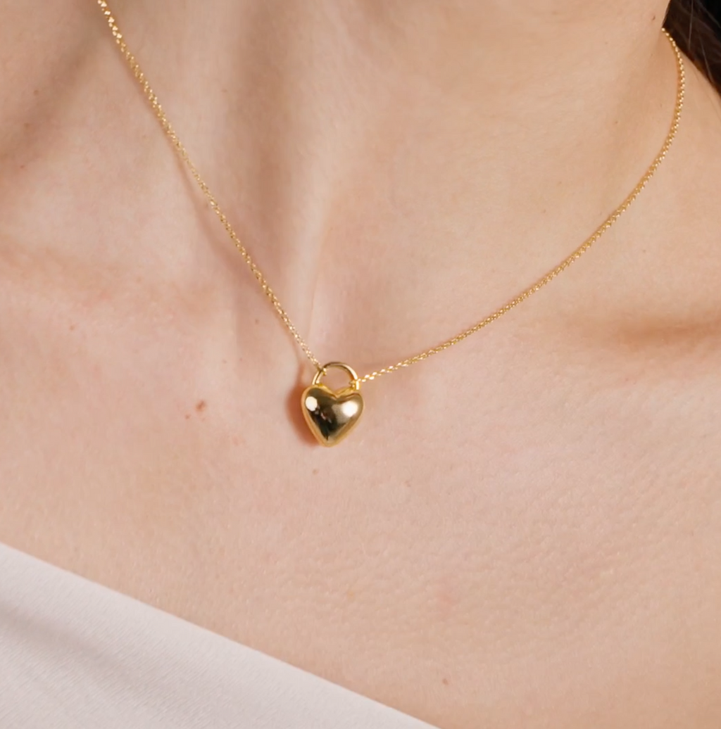 Gold Julia Heart Grande Necklace