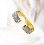 Kristal Harmony Hinge Cuff
