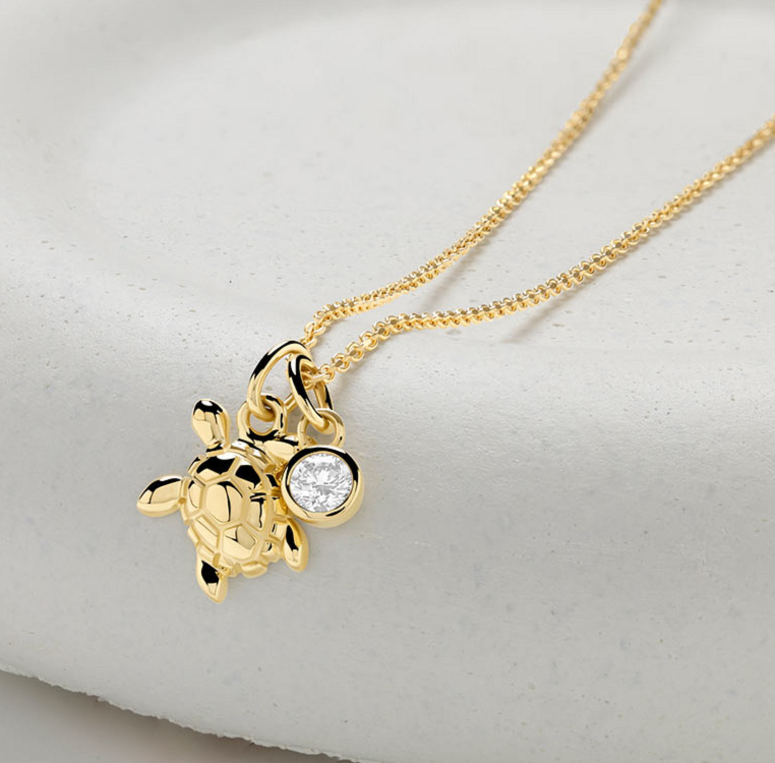 Deep Blue 14kt Gold Lab Diamond Turtle Necklace