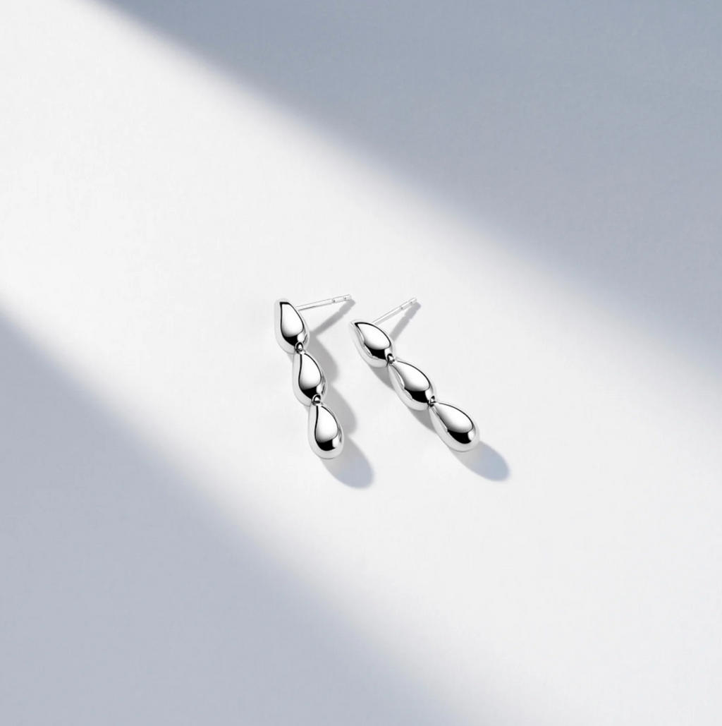 Silver Goccia Tre Pianura Earrings