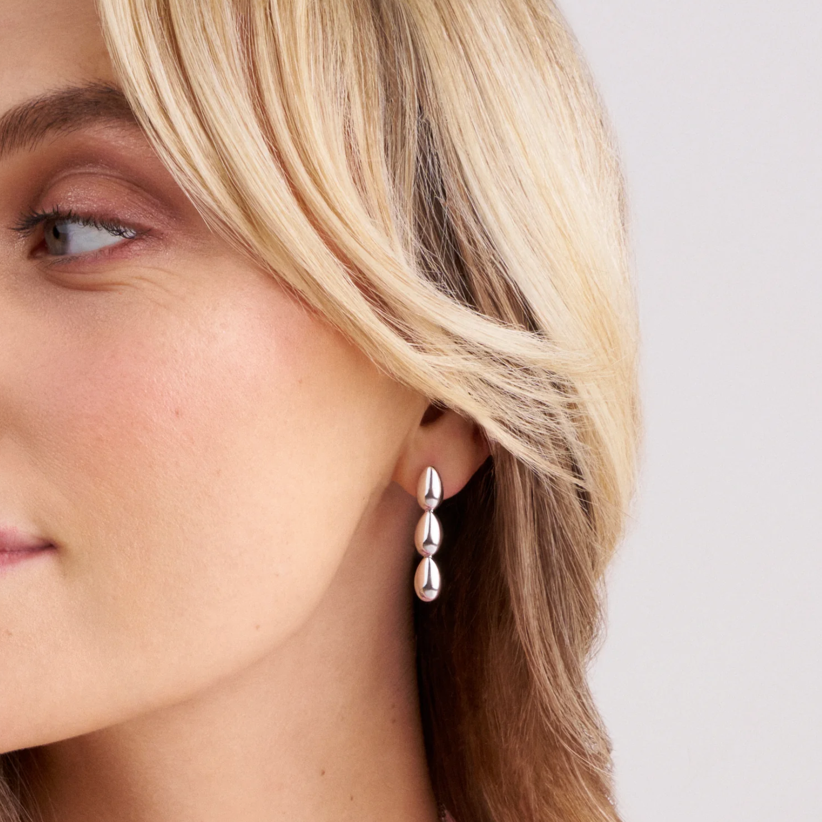 Silver Goccia Tre Pianura Earrings