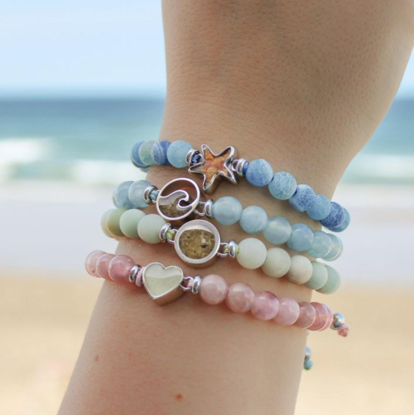 Dune Beaded Bracelet Adjustable - Heart - Rose Quartz
