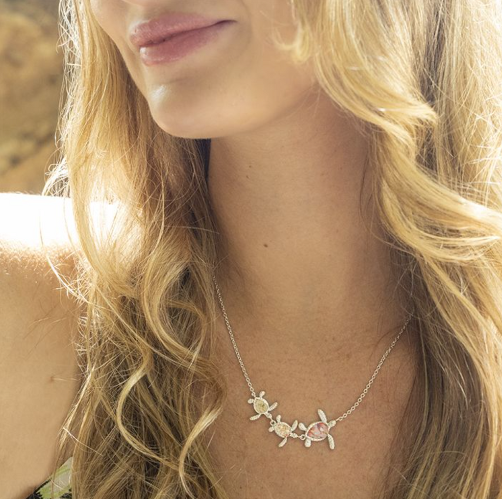 Dune S.S. .925 Sea Turtle Family Stationary Necklace