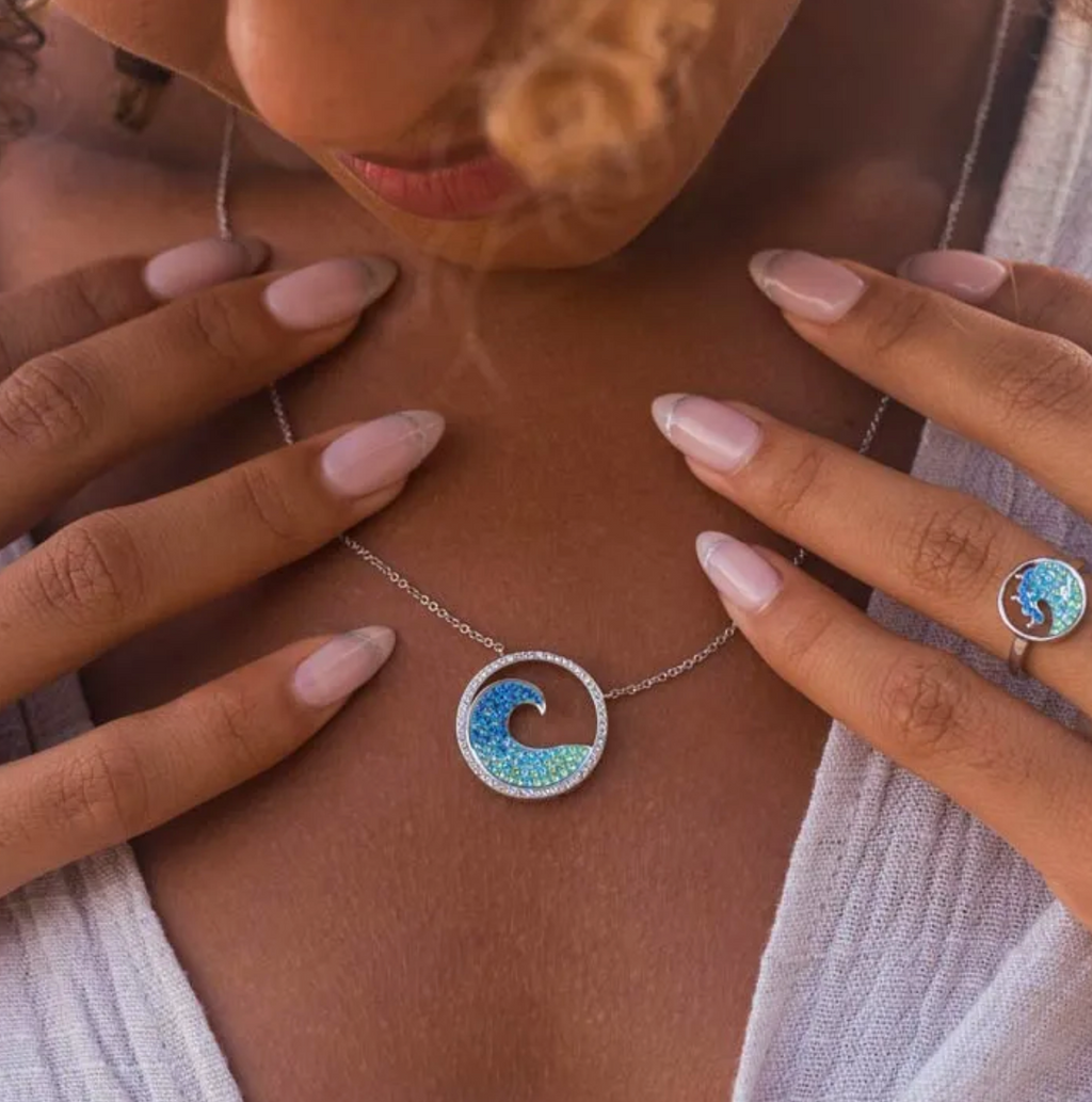 Ocean SS Crystal Wave Necklace