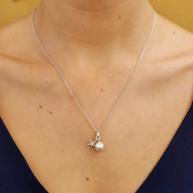Ocean SS StarFish Necklace with White Crystals and Pearl