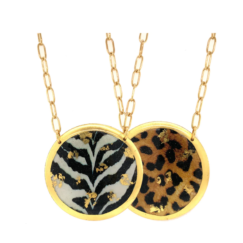 Evocateur Gold Large Leopard/Zebra 2 Sided Pendant Belcher Necklace
