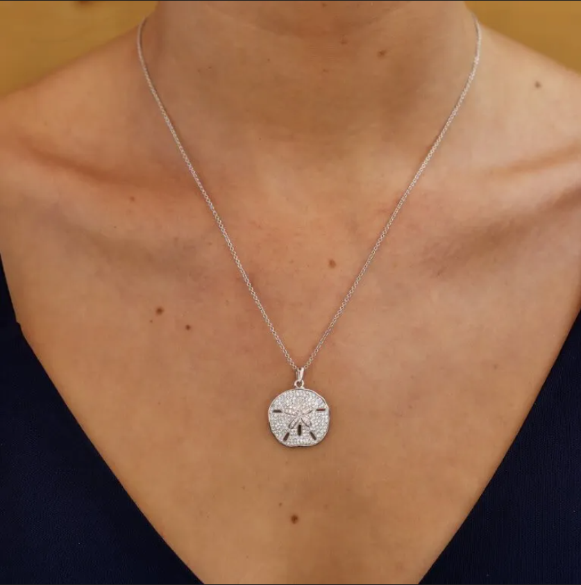 Ocean SS White SW Crystal Sand Dollar with Rose Plate Pendant